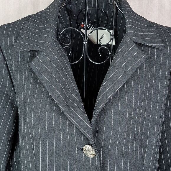 HELENE BLAKE Black and White Pinstripe Suit Jacket Size 16P - Picture 2 of 6